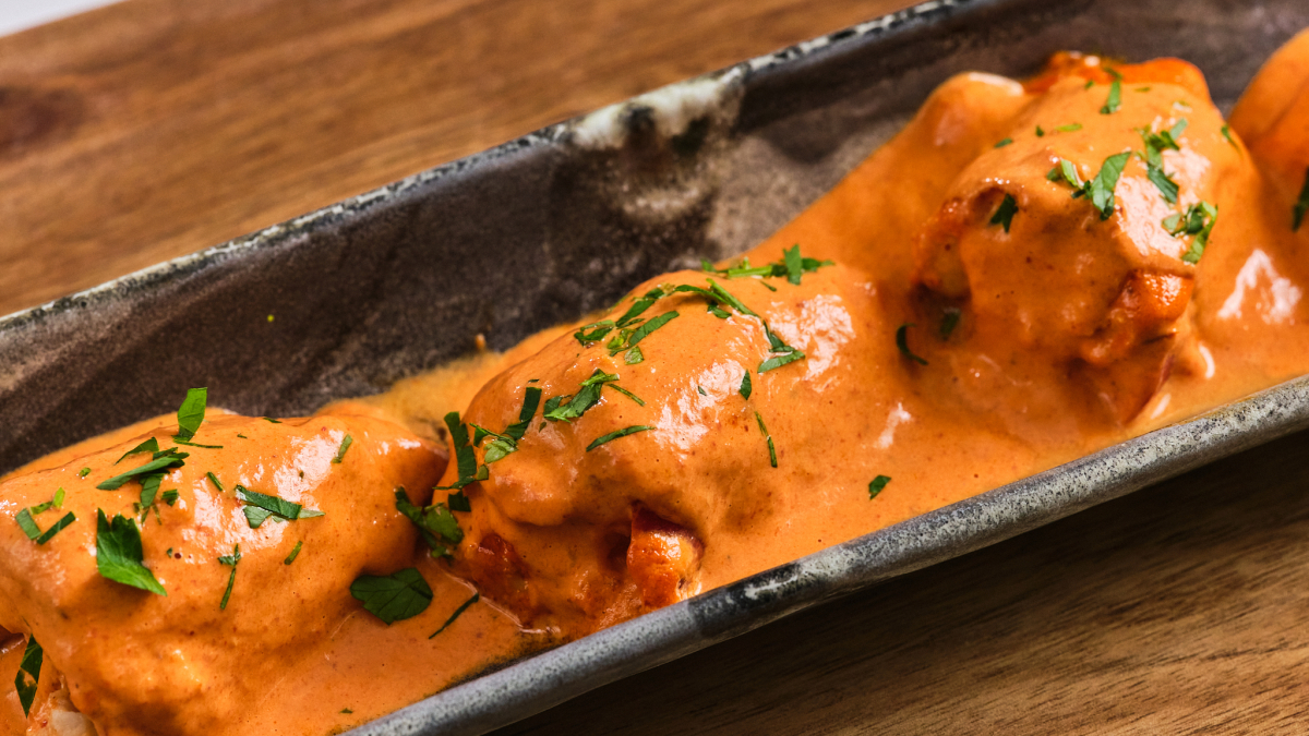 Pimientos del piquillo rellenos de sabor marinero
