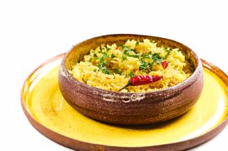 Presentación final de arroz al curry