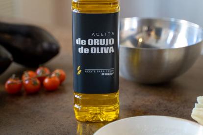 Aceite de orujo de oliva.